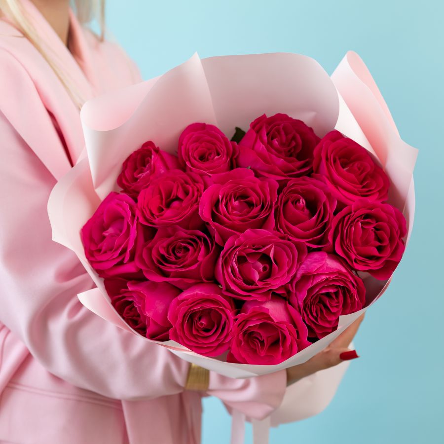 Розовая роза 15 шт в упаковке (60см)