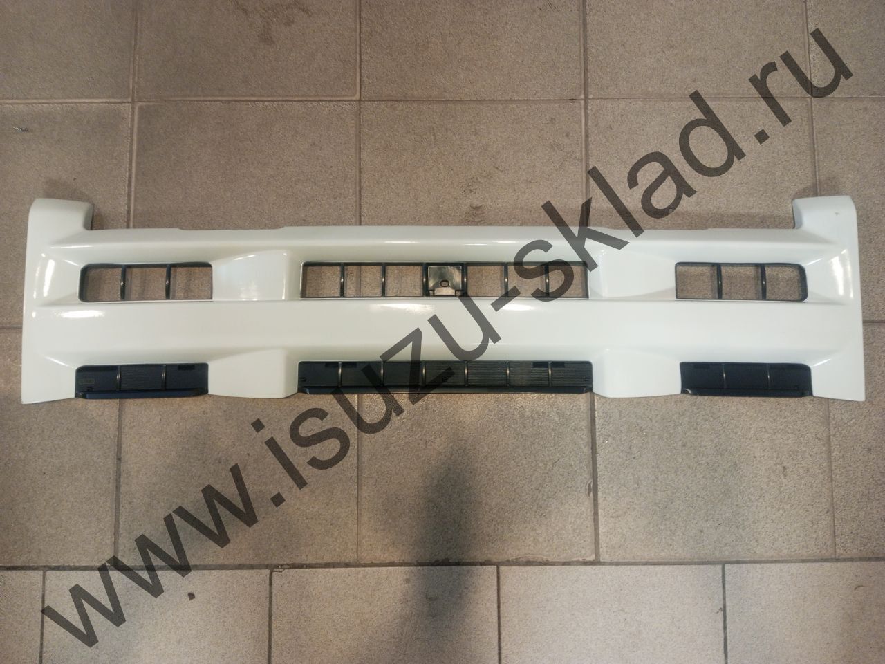 Решетка радиатора nlr85/nmr85 e4