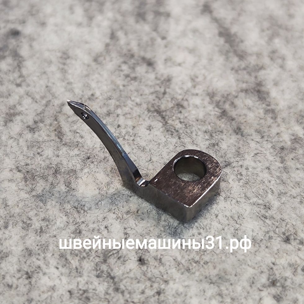 Петлитель правый (верхний) Leader VS 330D     цена 1500 руб.