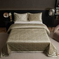 Велюровое покрывало OVL031