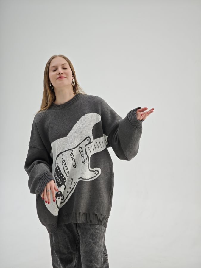 Свитер с электрогитарой