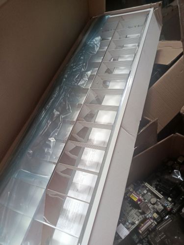 Светильник ARS/S 2*36 (накладной, зерк. реш.)