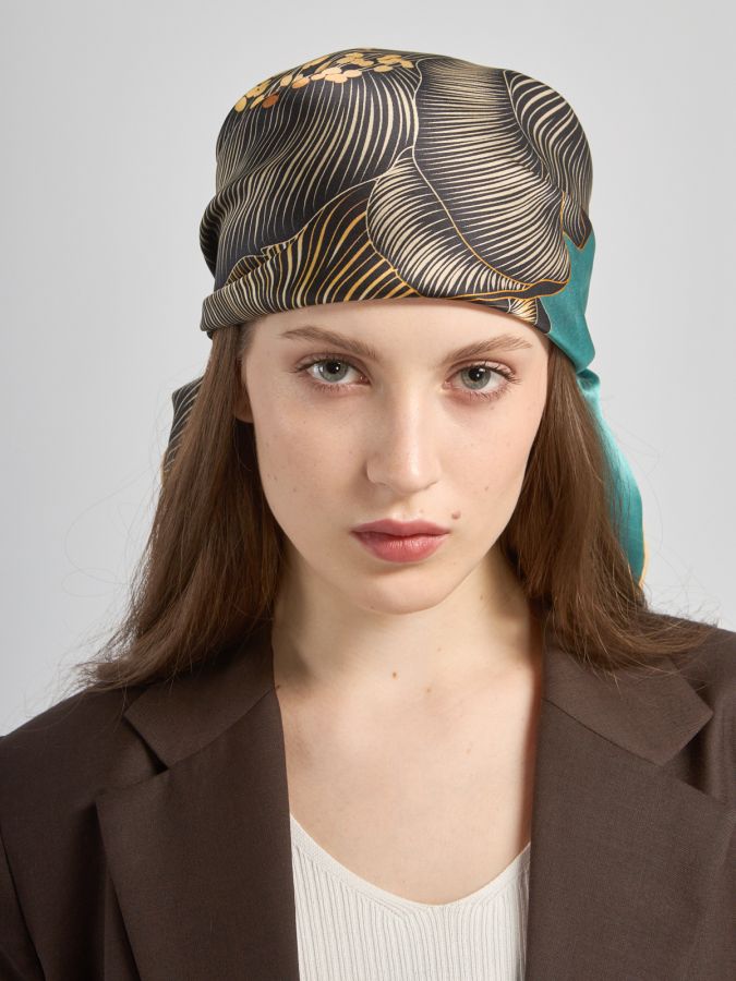 Платок женский шелк 90х90 E03-8421-14 ELEGANZZA