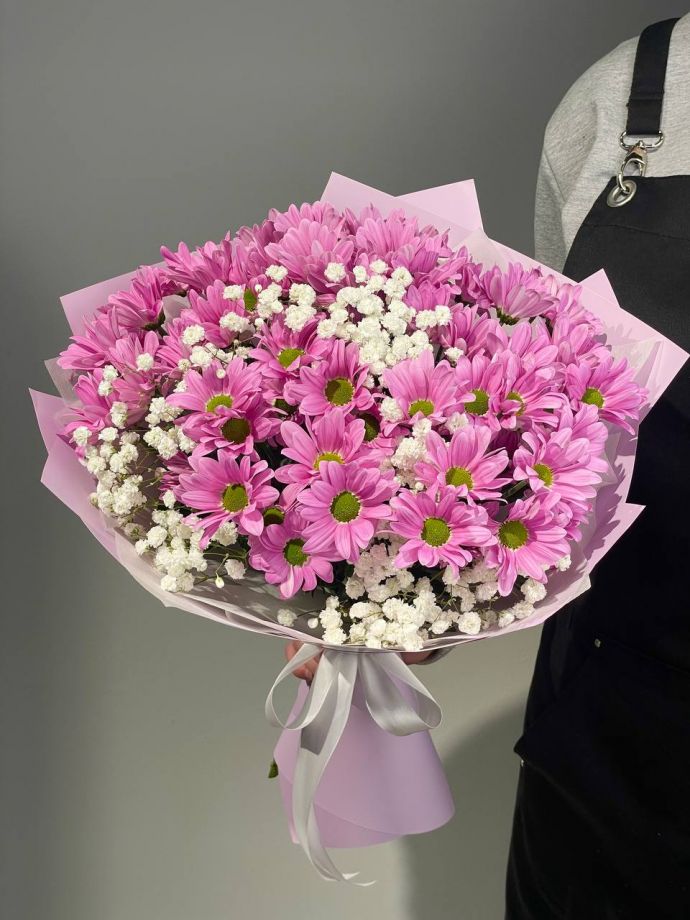 Букет из кустовых хризантем "Легкое признание"