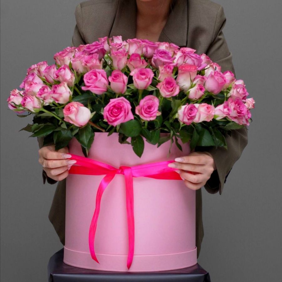 101 роза розовая 40 см (Кения) в коробке