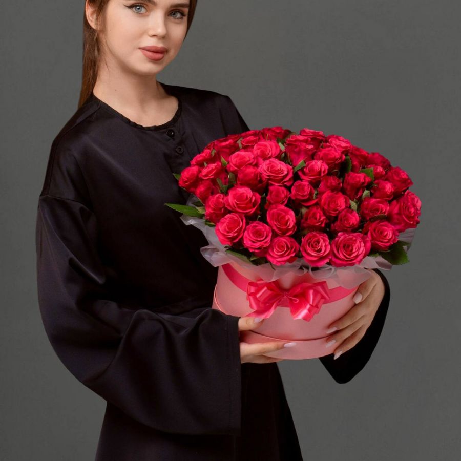 51 роза розовая 40 см (Кения) в коробке