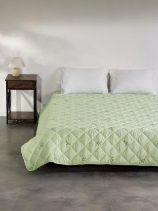 Одеяло 1.5-спальное, 140х205 см, Бамбук, 50% бамбук, 50% полиэстер, 180 г/м2, облегченное, чехол 100% полиэстер, кант, Майская ночь