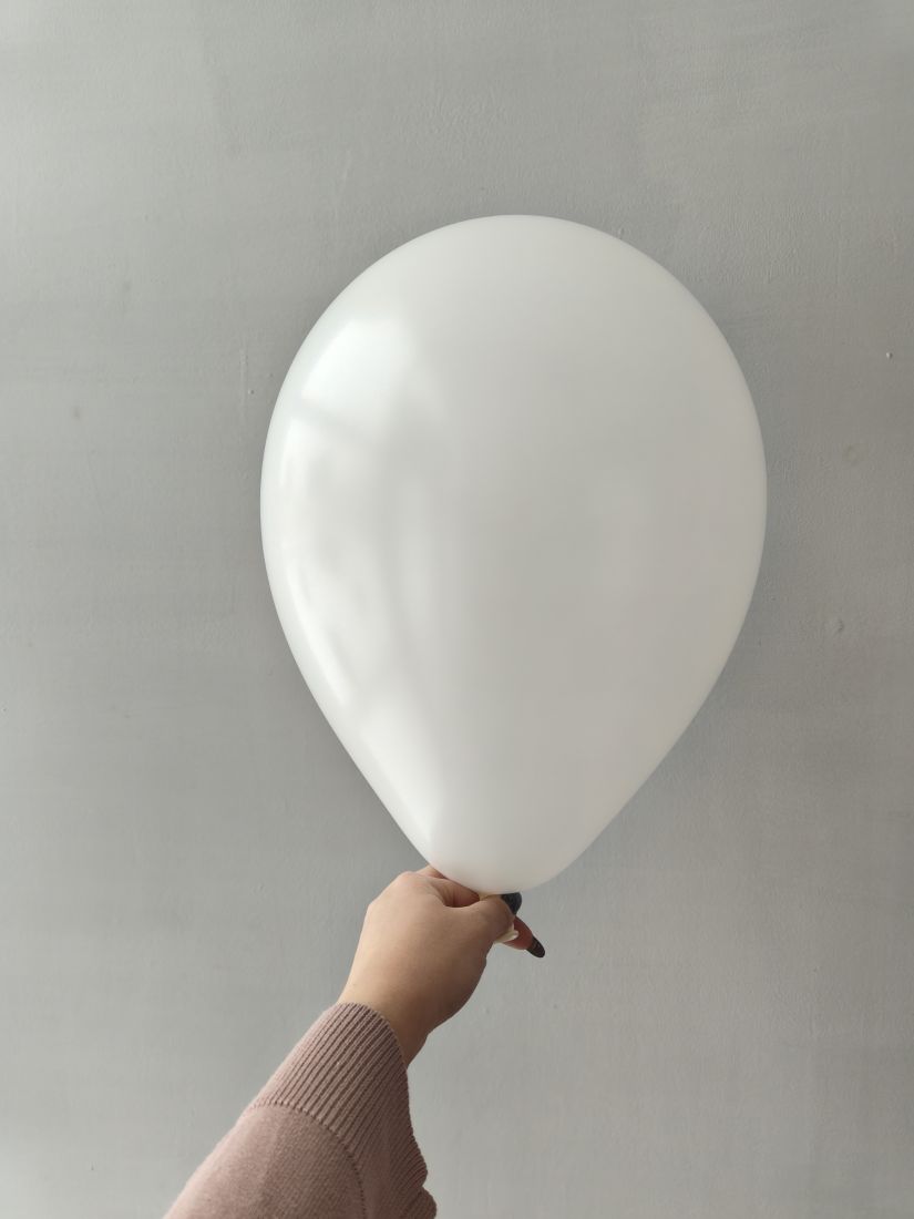 Пастель белый