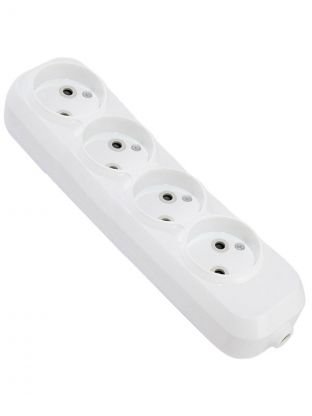 Корпус удлинителя 4 гнезда, 2 полюса, без заземления, 10 А, белый, TDM Electric, Народная, SQ1806-0419