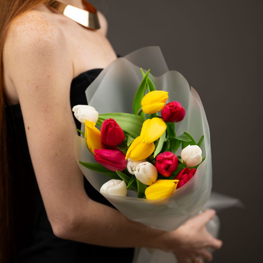 15 тюльпанов микс