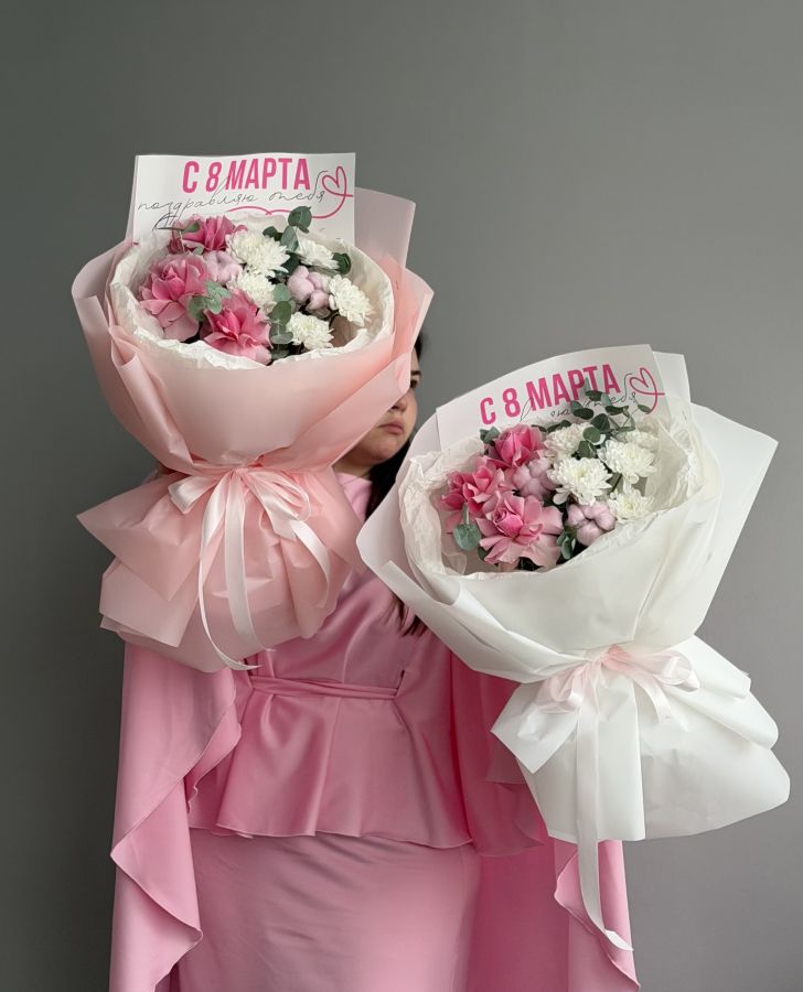 Нежный сборный букет "С 8 Марта!"