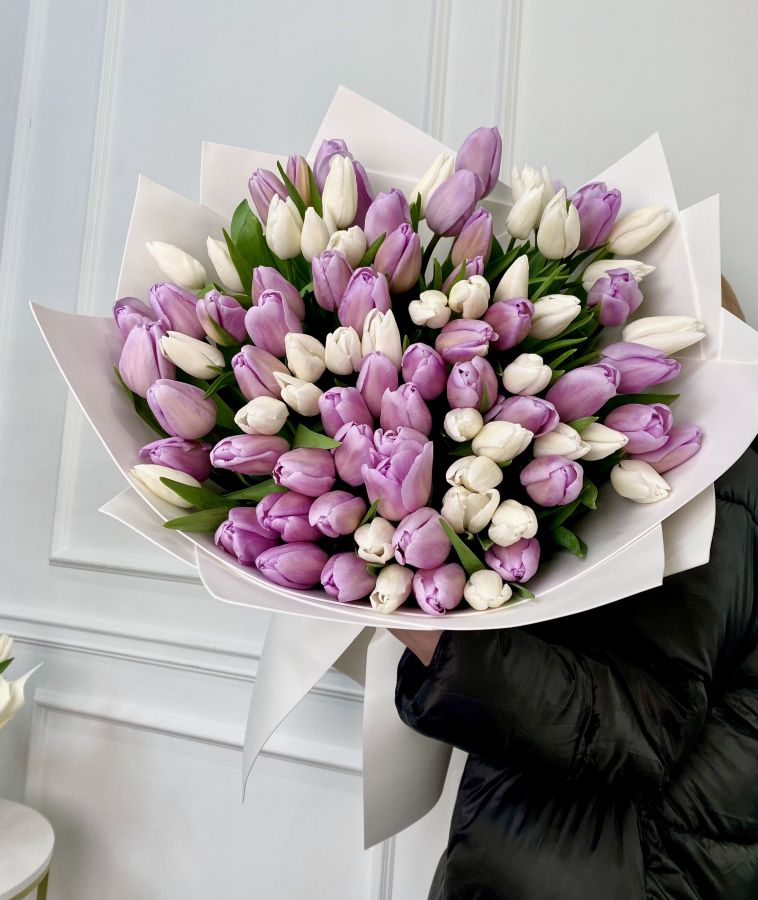 101 бело-сиреневый тюльпан в фоамиране