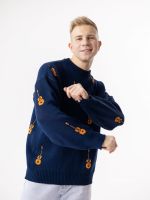 Свитер с гитарами синий