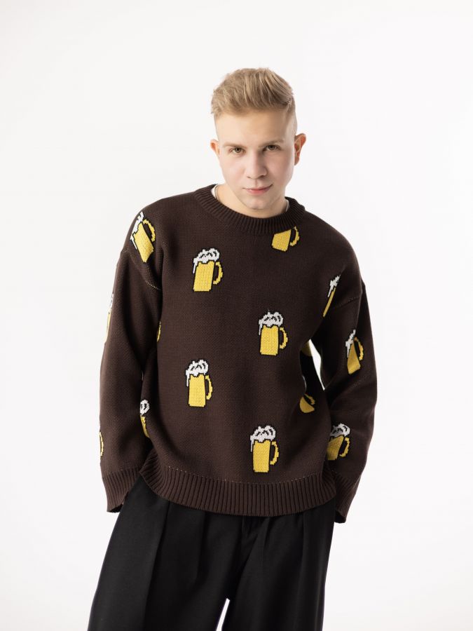 Свитер с пивными кружками