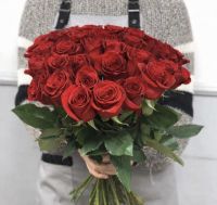 35 красных роз 50 см