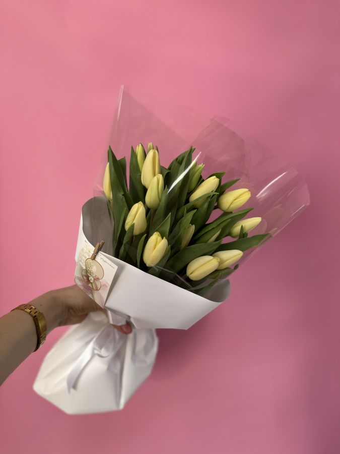 Букет 17 тюльпанов