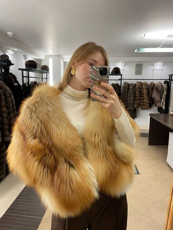 Палантин-накидка из лисы-огневки