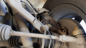 Замена Датчика Abs С Интегрированным Датчиком Температуры на Автомобиле Варшавское шоссе 170Бс7