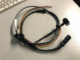 Замена Проводов Индикации Износа Колодок В Общем Жгуте на Автомобиле Варшавское шоссе 170Бс7