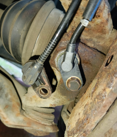 Замена Крепежного Болта Датчика Abs на Автомобиле Варшавское шоссе 170Бс7