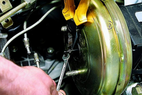 Диагностика Эффективности Вакуумного Усилителя На Стенде на Автомобиле Варшавское шоссе 170Бс7