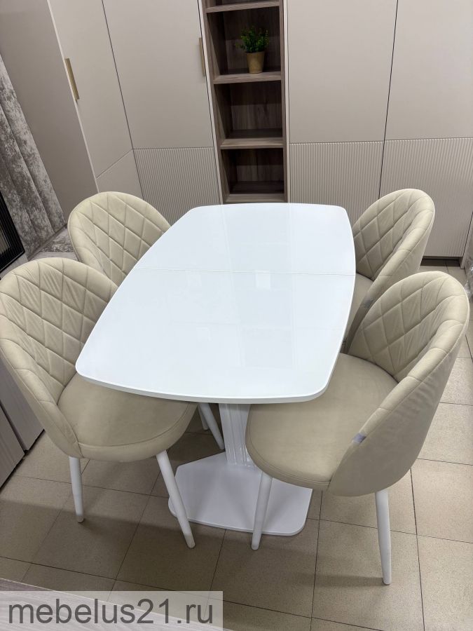 Стол обеденный Хилтон