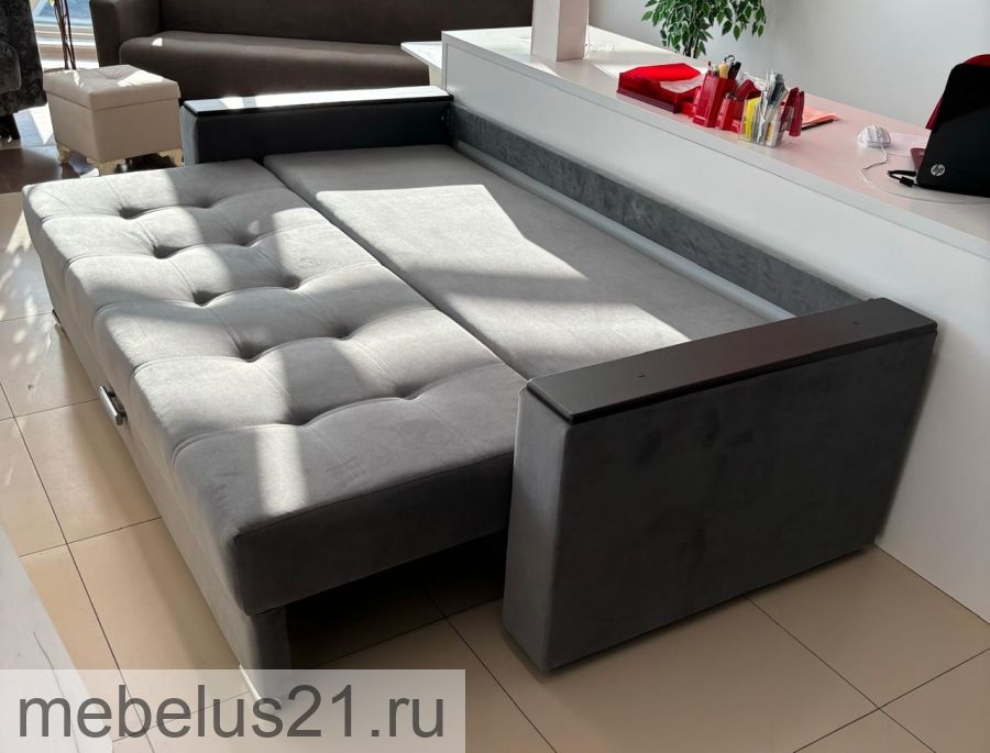 Диван прямой Лира с подлокотником