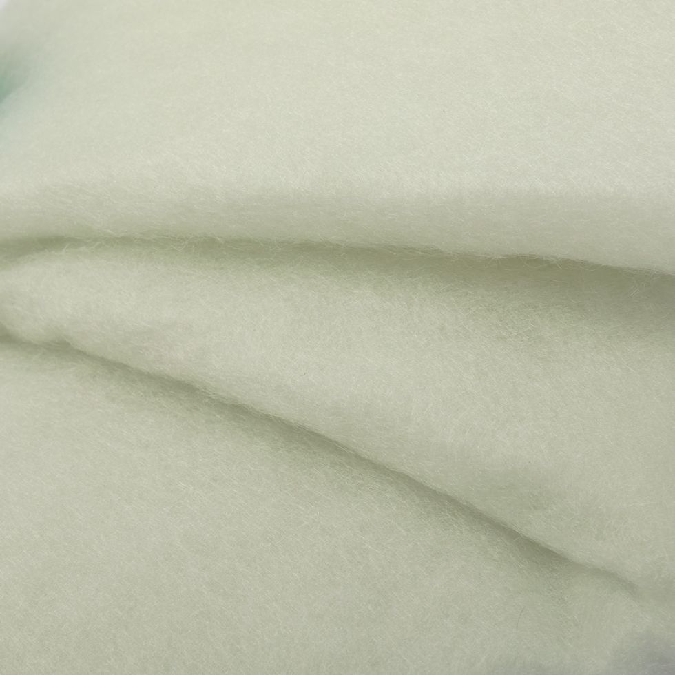 Синтепон "Gamma" нетканое полотно150 г/кв.м  отрез 50 см х 50 см Белый (СП5050)