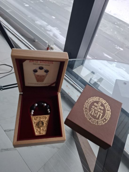 Подарочная копия ювелирного Честного Дара волхвов в большом деревянном футляре (ВИ-Д02 СП)