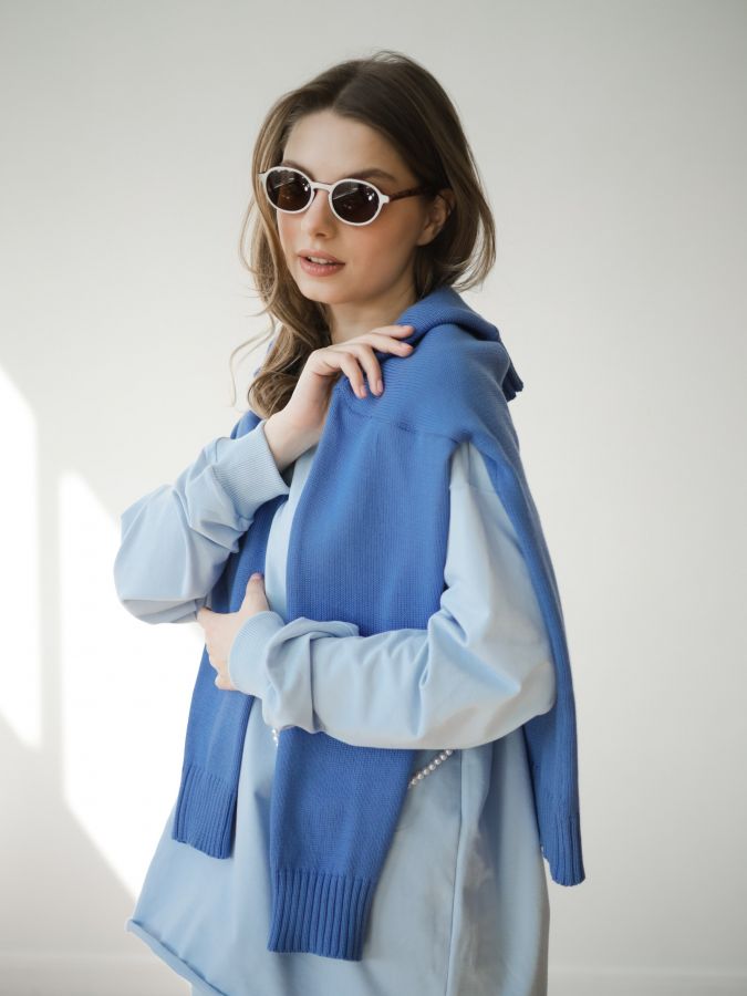 Кофта с длинным рукавом голубая