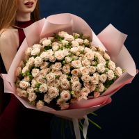 25 кустовых роз сорт Таня