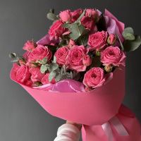 Букет "Бренда"/розы кустовые/эвкалипт