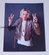 Автограф: Джейми Кэмпбелл Бауэр