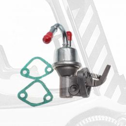 *Насос топливный Kubota V2607/V3300/3600 V3800. BOBCAT, шт