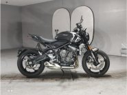 TRIUMPH TRIDENT660