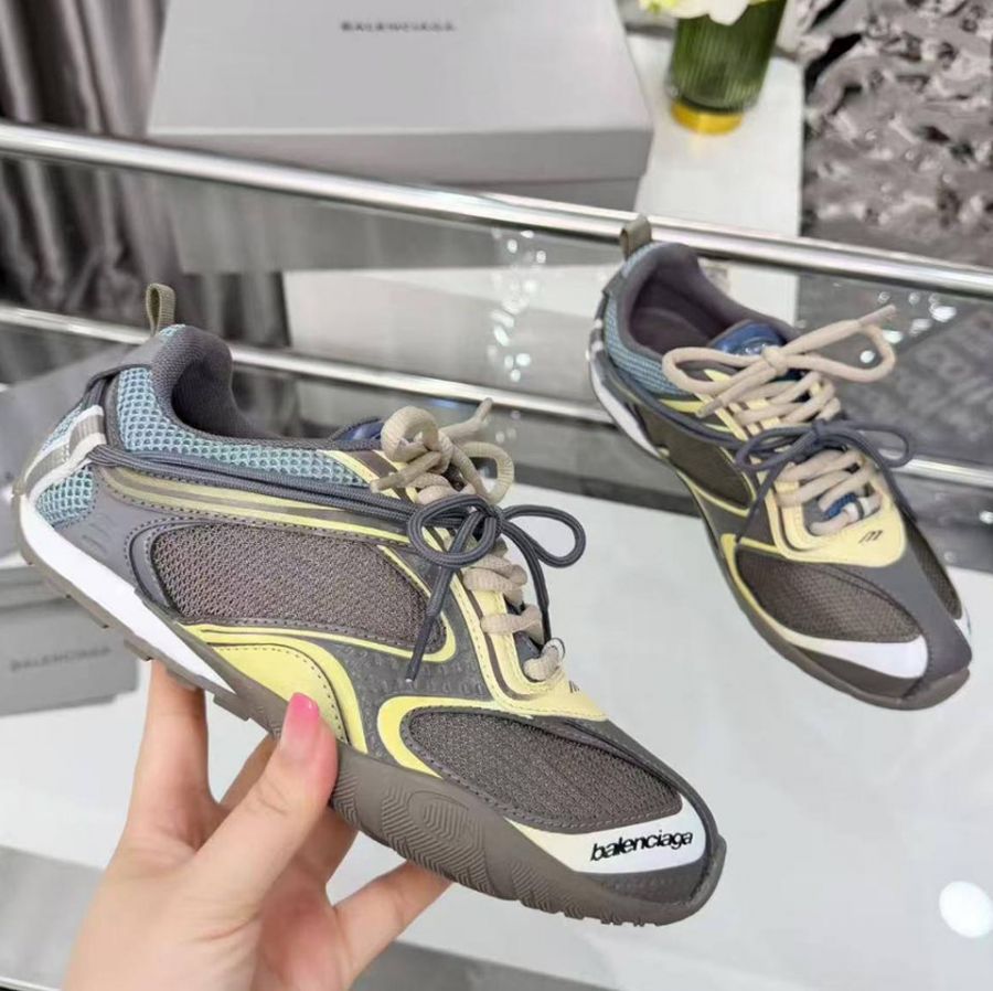 Кроссовки BALENCIAGA RADAR GRADIENT Premium