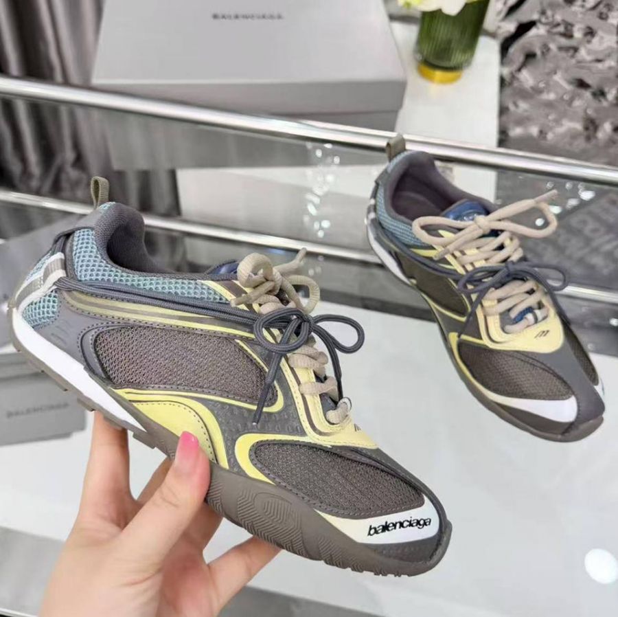 Кроссовки BALENCIAGA RADAR GRADIENT Premium