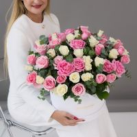 51 бело-розовая роза 40 см в коробке