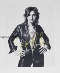 Автограф: Сьюзи Кватро / Suzi Quatro
