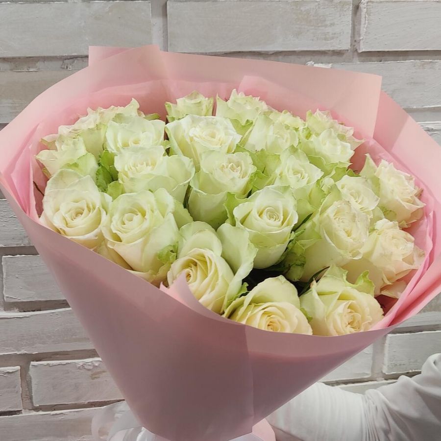 Букет белые розы от 25шт