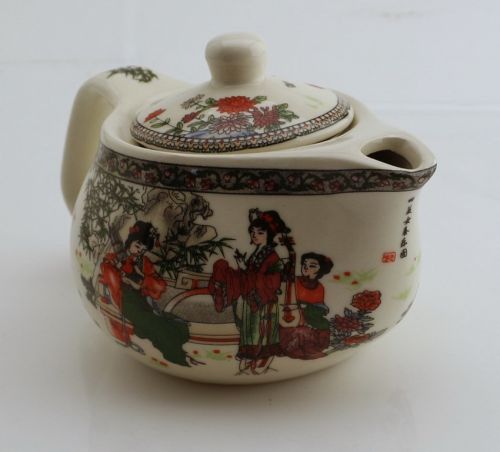 Чайник "Китайские девушки " фарфор 340 мл