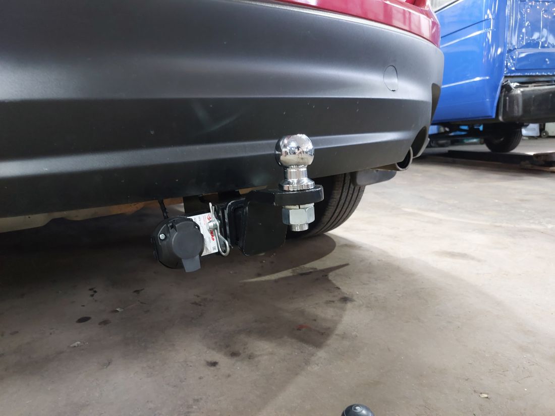 Фаркоп "Уникар" Mazda CX-5 (2012 - ...) (шар E)