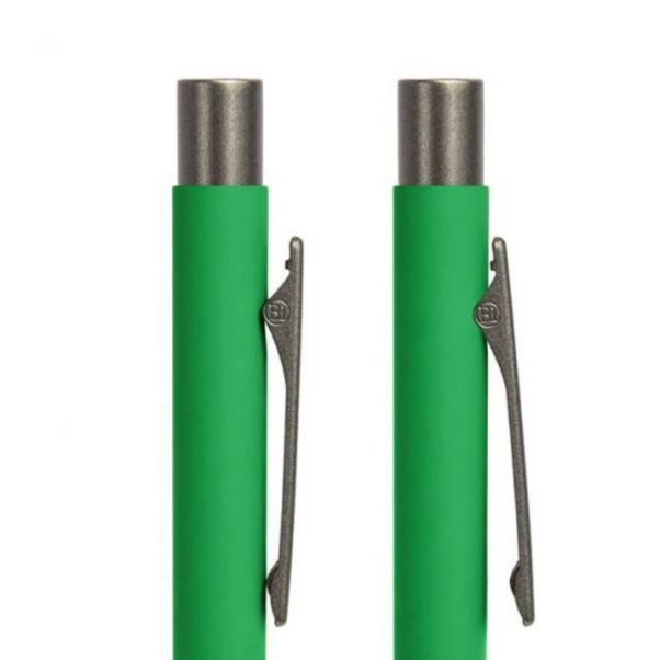 Шариковая ручка Factor зеленая