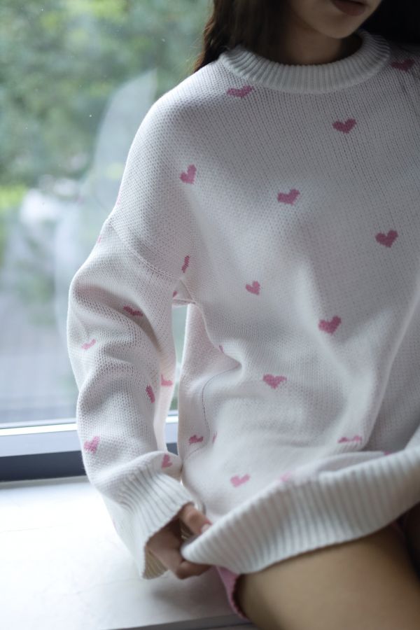 Свитер с сердечками