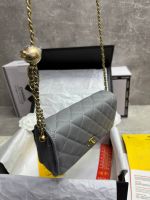 Сумка CHANEL WOC