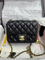 Сумка CHANEL золото