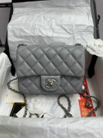 Сумка CHANEL серебро