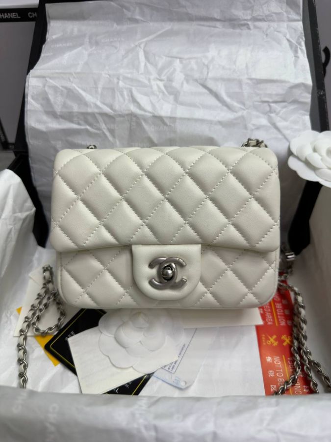Сумка CHANEL серебро