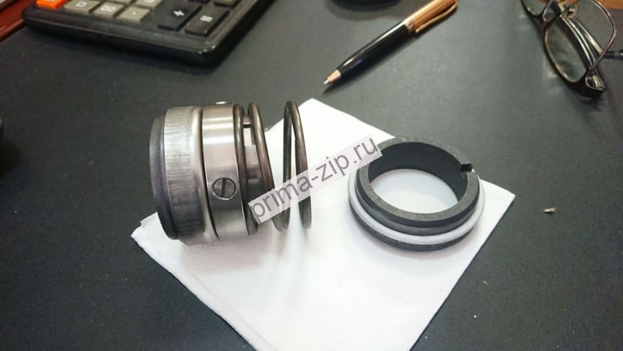 Уплотнение торцовое УТ1Ф.033К