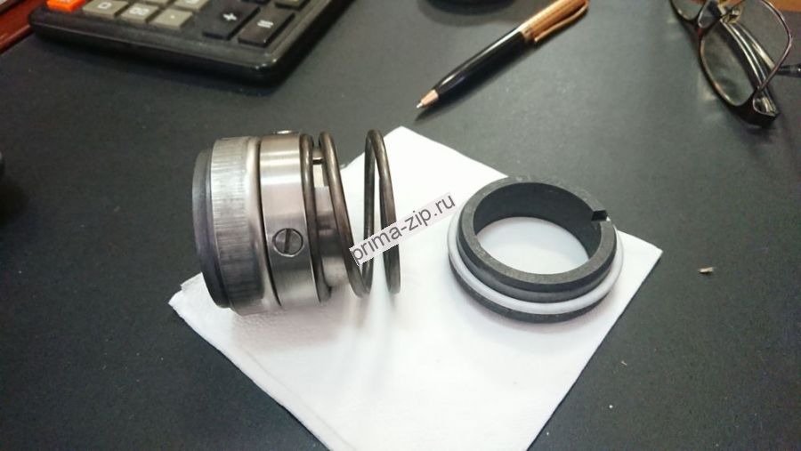 Уплотнение торцовое УТ1Ф.033К